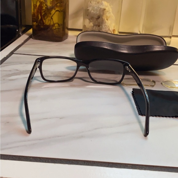Ray-Ban Dark Frame Eyewear prescription glasses with original glass - Picture 5 of 7